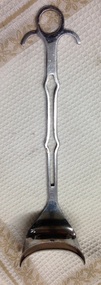 Used Large Retractor 12" L