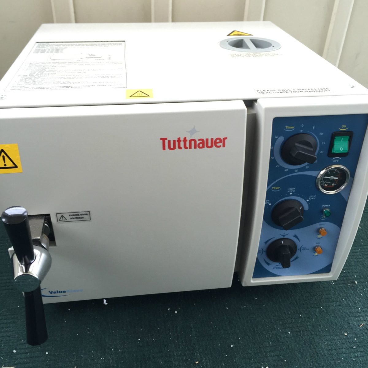 Tuttnauer 1730M | VEEN America - Veterinary Equipment Exchange Network