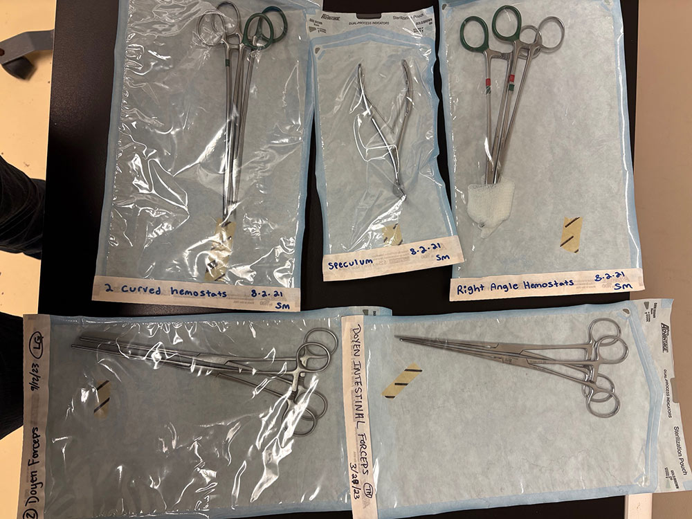 Instrument Lot #7 - Assorted Hemostats and Speculum