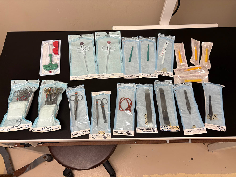 Declaw Kits, Eye Pack, and Biopsy Tools