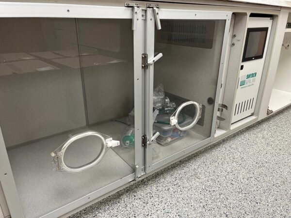 Snyder Intensive Care Incubator