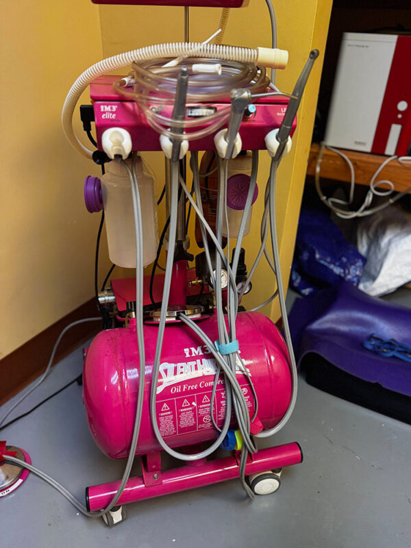 iM3 Elite LED Dental Unit With Oil Free Compressor