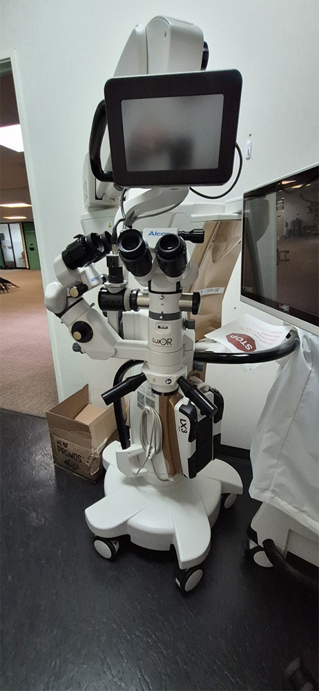 luxor-lx3-surgical-ophthalmic-microscope-with-q-vue